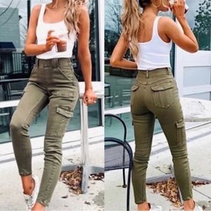 High-Waist Olive Cargo Skinny Pants - Casual Utility Style
